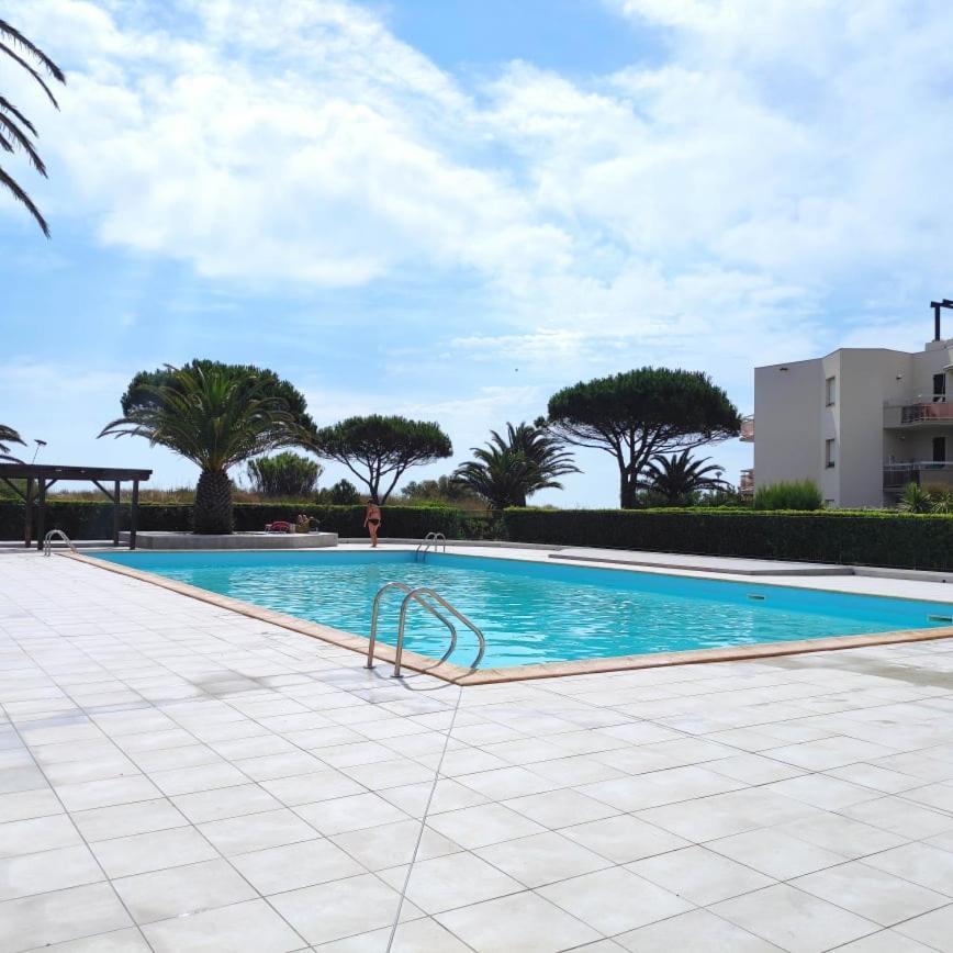 Les Capitelles 5 - Acces Direct A La Plage Depuis Le Jardin - T2 Avec Cabine - 6 Pers - Jardin - Piscine - Parking Saint-Cyprien  Exterior foto
